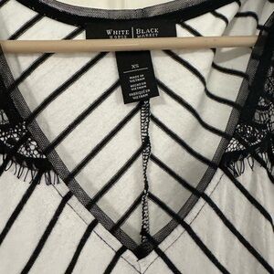 White House Black Market Striped tank Black and White